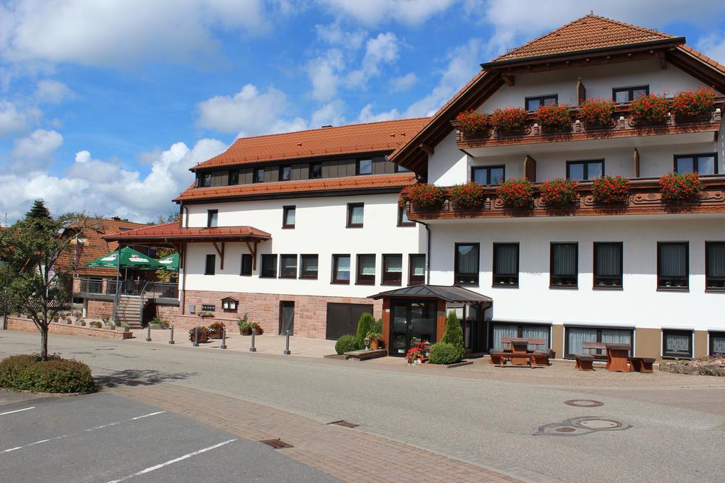 Hotel Drei Lilien Waldbrunn (Baden-Wurttemberg) Exterior foto